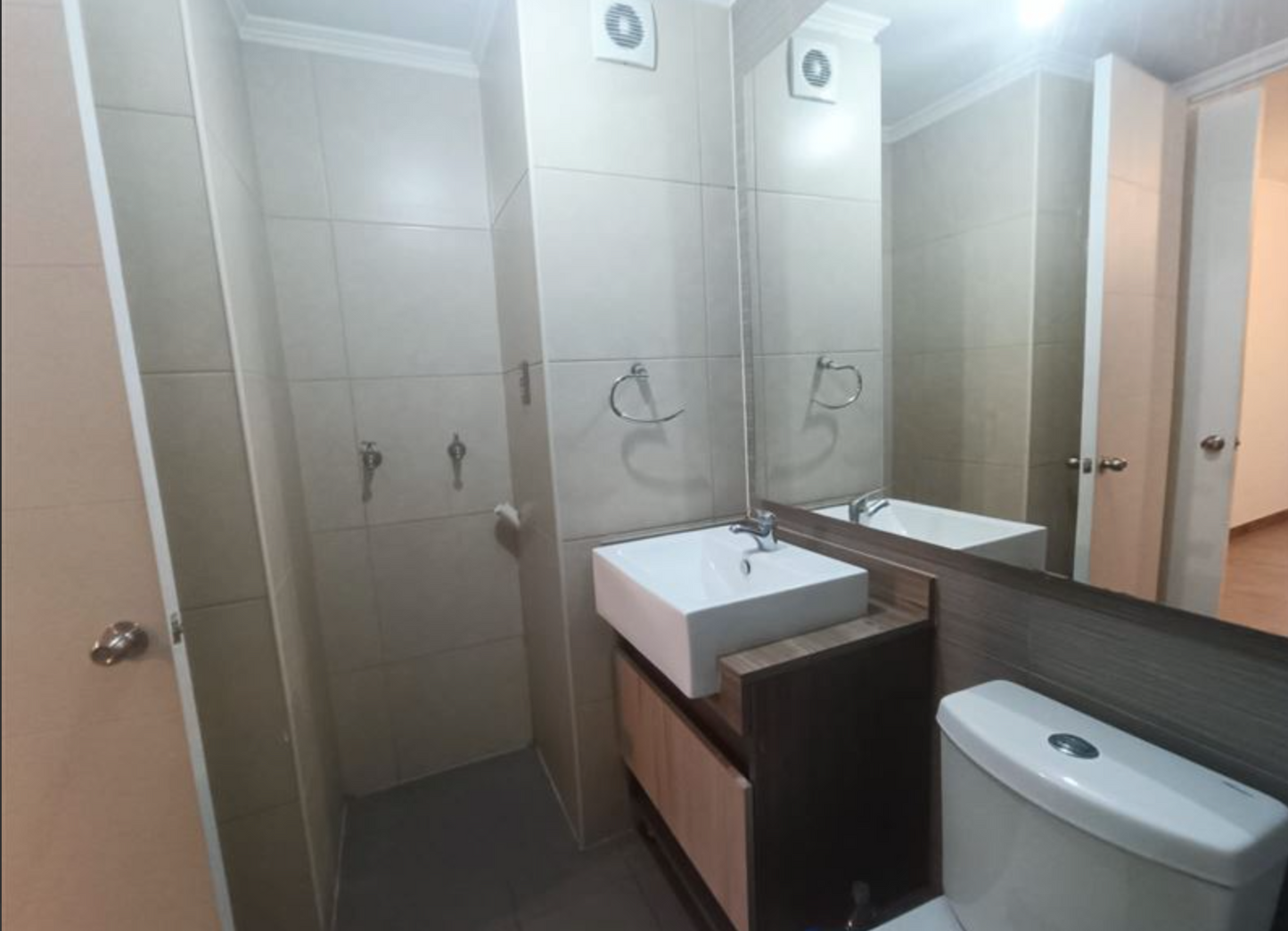 Venta departamento Amunategui con santa rosa. (1D1B).
