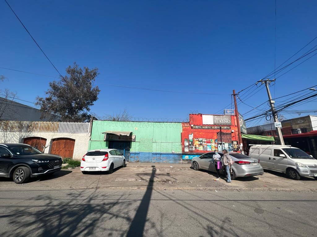 Se vende casa uso habitacional y comercial. Quinta normal